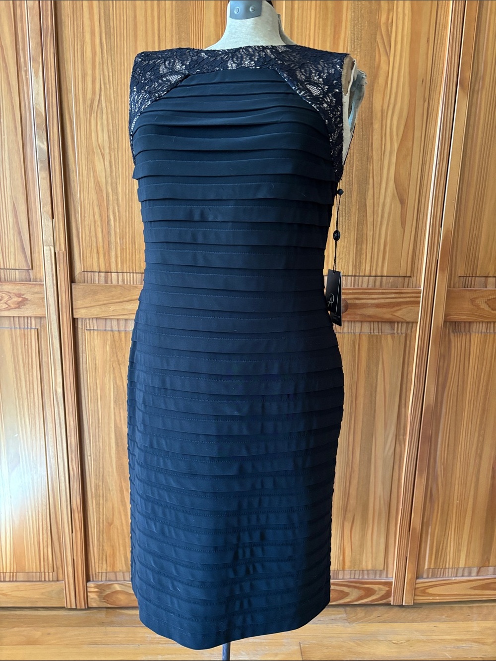 Adrianna Papell dress NWT